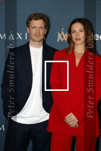 Amsterdam 16 maart 2023
Presentatie serie over koningin Maxima die Videoland uit gaat zenden.
Presentatie was in het Amstel Hotel . Martijn lakemeier Gaat Koning Willem Alexander spelen en de Argentijnse actrice Delfina Chaves speelt Koningin Maxima . Daphne Bunskoek presenteerde het.
Ook Peter v d Vorst en Rachel van Bommel (producente) waren ook aanwezig.