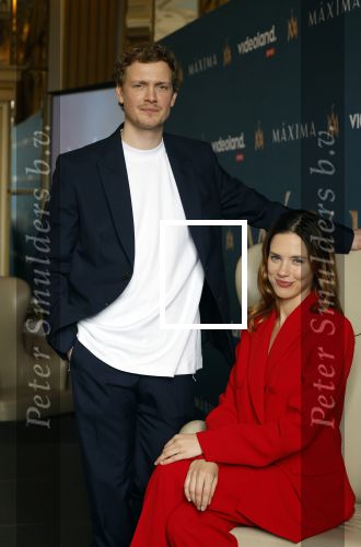 Amsterdam 16 maart 2023
Presentatie serie over koningin Maxima die Videoland uit gaat zenden.
Presentatie was in het Amstel Hotel . Martijn lakemeier Gaat Koning Willem Alexander spelen en de Argentijnse actrice Delfina Chaves speelt Koningin Maxima . Daphne Bunskoek presenteerde het.
Ook Peter v d Vorst en Rachel van Bommel (producente) waren ook aanwezig.