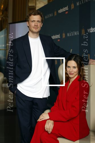 Amsterdam 16 maart 2023
Presentatie serie over koningin Maxima die Videoland uit gaat zenden.
Presentatie was in het Amstel Hotel . Martijn lakemeier Gaat Koning Willem Alexander spelen en de Argentijnse actrice Delfina Chaves speelt Koningin Maxima . Daphne Bunskoek presenteerde het.
Ook Peter v d Vorst en Rachel van Bommel (producente) waren ook aanwezig.