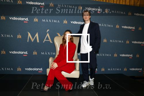 Amsterdam 16 maart 2023
Presentatie serie over koningin Maxima die Videoland uit gaat zenden.
Presentatie was in het Amstel Hotel . Martijn lakemeier Gaat Koning Willem Alexander spelen en de Argentijnse actrice Delfina Chaves speelt Koningin Maxima . Daphne Bunskoek presenteerde het.
Ook Peter v d Vorst en Rachel van Bommel (producente) waren ook aanwezig.