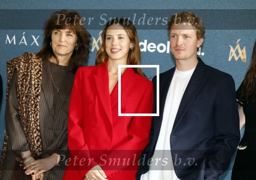 Amsterdam 16 maart 2023
Presentatie serie over koningin Maxima die Videoland uit gaat zenden.
Presentatie was in het Amstel Hotel . Martijn lakemeier Gaat Koning Willem Alexander spelen en de Argentijnse actrice Delfina Chaves speelt Koningin Maxima . Daphne Bunskoek presenteerde het.
Ook Peter v d Vorst en Rachel van Bommel (producente) waren ook aanwezig.