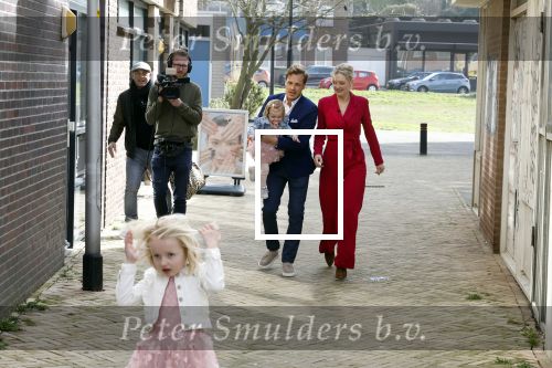 Noordwijk 30 maart 2023
Boekpresentatie Maxime Meiland in de winkel van haar zus Montana.
Verder Aanwezig Martien Meiland Erica Meiland en haar man Leroy Molkenboer en hun kinderen Claire en Vive. Ook de schrijver van het boek Jan Dijkgraaf.