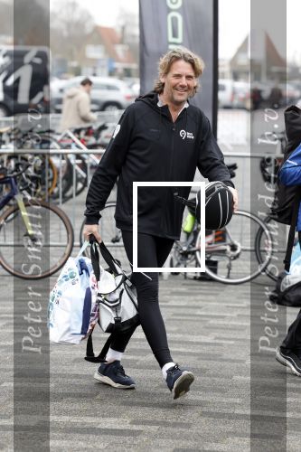 Heerenveen 19 maart 2023
De hollandse 100 in Thialf.  Georganiseerd door Prinse Bernhard met zijn stichting Lymph & Co.
Aanwezig oa Prins Bernhard Prinses Annette hun kinderen Isabelle Samuel en Benjamin, Prinses Margriet Mr Pieter v Vollenhoven , Prins Floris en Prinses Aimee.
Menno de Jong