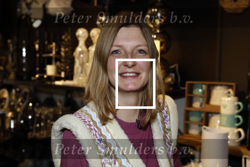 Noordwijk 30 maart 2023
Boekpresentatie Maxime Meiland in de winkel van haar zus Montana.
Verder Aanwezig Martien Meiland Erica Meiland en haar man Leroy Molkenboer en hun kinderen Claire en Vive. Ook de schrijver van het boek Jan Dijkgraaf.
