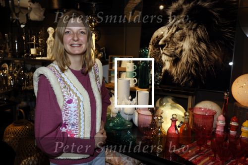 Noordwijk 30 maart 2023
Boekpresentatie Maxime Meiland in de winkel van haar zus Montana.
Verder Aanwezig Martien Meiland Erica Meiland en haar man Leroy Molkenboer en hun kinderen Claire en Vive. Ook de schrijver van het boek Jan Dijkgraaf.
