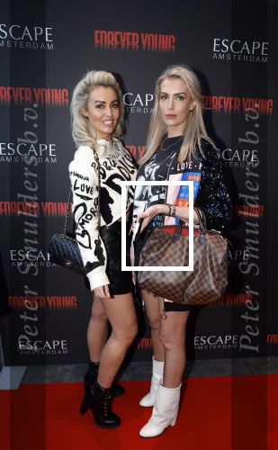Amsterdam 30 maart 2023
Premiere show forever young in de escape.
Naomi v d Zwaan en Cheeru Mampaey