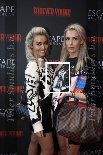 Amsterdam 30 maart 2023
Premiere show forever young in de escape.
Naomi v d Zwaan en Cheeru Mampaey