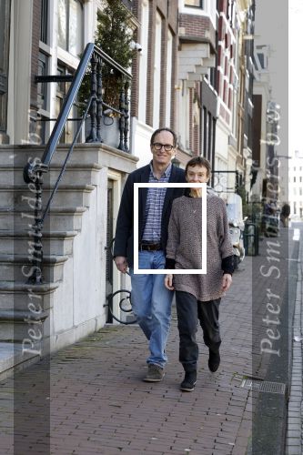 Amsterdam 5 april 2023
Nicci Gerrard en Sean French , het schrijvers echtpaar Nicci French met hun nieuwe boek in het centrum van Amster. Ze sliepen in het Ambassade Hotel.