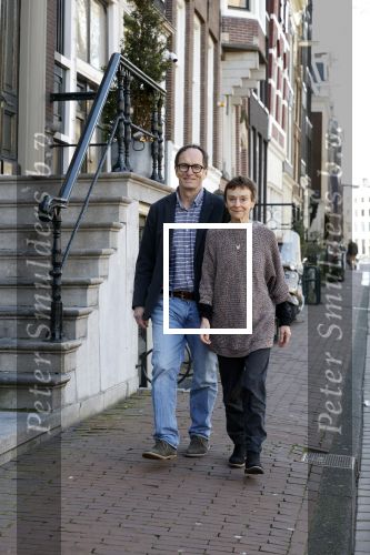 Amsterdam 5 april 2023
Nicci Gerrard en Sean French , het schrijvers echtpaar Nicci French met hun nieuwe boek in het centrum van Amster. Ze sliepen in het Ambassade Hotel.