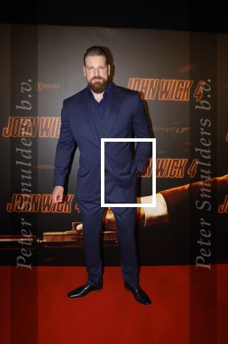 Amsterdam 21 maart 2023
Premiere JohnWick in de kromhouthallen.
Olivier Richters ( the dutch Giant) kwam met zijn partner