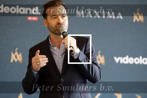 Amsterdam 16 maart 2023
Presentatie serie over koningin Maxima die Videoland uit gaat zenden.
Presentatie was in het Amstel Hotel . Martijn lakemeier Gaat Koning Willem Alexander spelen en de Argentijnse actrice Delfina Chaves speelt Koningin Maxima . Daphne Bunskoek presenteerde het.
Ook Peter v d Vorst en Rachel van Bommel (producente) waren ook aanwezig.