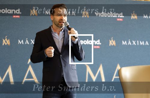 Amsterdam 16 maart 2023
Presentatie serie over koningin Maxima die Videoland uit gaat zenden.
Presentatie was in het Amstel Hotel . Martijn lakemeier Gaat Koning Willem Alexander spelen en de Argentijnse actrice Delfina Chaves speelt Koningin Maxima . Daphne Bunskoek presenteerde het.
Ook Peter v d Vorst en Rachel van Bommel (producente) waren ook aanwezig.