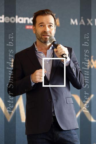 Amsterdam 16 maart 2023
Presentatie serie over koningin Maxima die Videoland uit gaat zenden.
Presentatie was in het Amstel Hotel . Martijn lakemeier Gaat Koning Willem Alexander spelen en de Argentijnse actrice Delfina Chaves speelt Koningin Maxima . Daphne Bunskoek presenteerde het.
Ook Peter v d Vorst en Rachel van Bommel (producente) waren ook aanwezig.