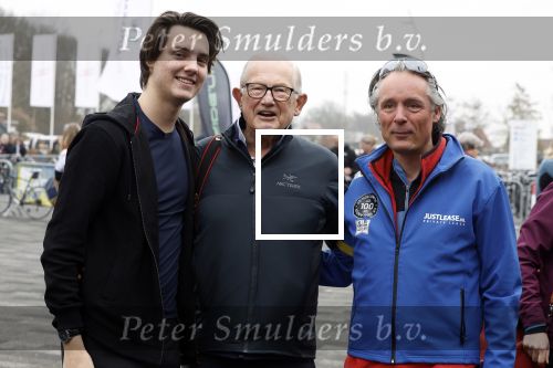Heerenveen 19 maart 2023
De hollandse 100 in Thialf.  Georganiseerd door Prinse Bernhard met zijn stichting Lymph & Co.
Aanwezig oa Prins Bernhard Prinses Annette hun kinderen Isabelle Samuel en Benjamin, Prinses Margriet Mr Pieter v Vollenhoven , Prins Floris en Prinses Aimee.
Ook Marianne Timmer reed mee.