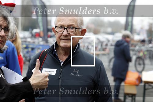 Heerenveen 19 maart 2023
De hollandse 100 in Thialf.  Georganiseerd door Prinse Bernhard met zijn stichting Lymph & Co.
Aanwezig oa Prins Bernhard Prinses Annette hun kinderen Isabelle Samuel en Benjamin, Prinses Margriet Mr Pieter v Vollenhoven , Prins Floris en Prinses Aimee.
Ook Marianne Timmer reed mee.