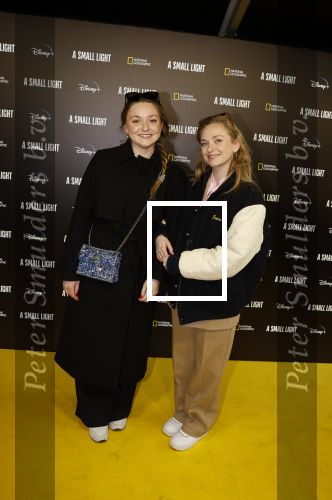 Amsterdam 17 april  2023
Premiere a small light in Tuschinski.
Pip Pellens met haar zus