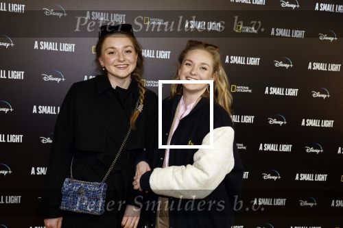 Amsterdam 17 april  2023
Premiere a small light in Tuschinski.
Pip Pellens met haar zus