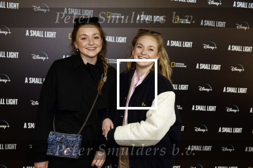 Amsterdam 17 april  2023
Premiere a small light in Tuschinski.
Pip Pellens met haar zus