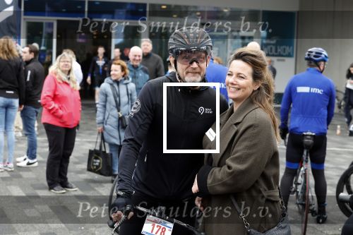 Heerenveen 19 maart 2023
De hollandse 100 in Thialf.  Georganiseerd door Prinse Bernhard met zijn stichting Lymph & Co.
Aanwezig oa Prins Bernhard Prinses Annette hun kinderen Isabelle Samuel en Benjamin, Prinses Margriet Mr Pieter v Vollenhoven , Prins Floris en Prinses Aimee.
Ook Marianne Timmer reed mee.
