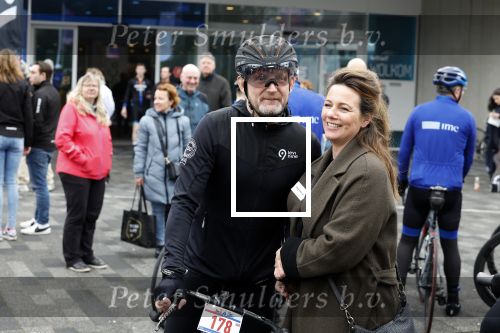 Heerenveen 19 maart 2023
De hollandse 100 in Thialf.  Georganiseerd door Prinse Bernhard met zijn stichting Lymph & Co.
Aanwezig oa Prins Bernhard Prinses Annette hun kinderen Isabelle Samuel en Benjamin, Prinses Margriet Mr Pieter v Vollenhoven , Prins Floris en Prinses Aimee.
Ook Marianne Timmer reed mee.