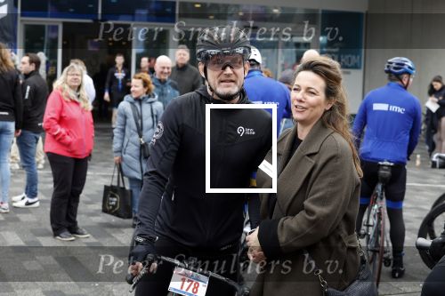 Heerenveen 19 maart 2023
De hollandse 100 in Thialf.  Georganiseerd door Prinse Bernhard met zijn stichting Lymph & Co.
Aanwezig oa Prins Bernhard Prinses Annette hun kinderen Isabelle Samuel en Benjamin, Prinses Margriet Mr Pieter v Vollenhoven , Prins Floris en Prinses Aimee.
Ook Marianne Timmer reed mee.