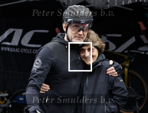 Heerenveen 19 maart 2023
De hollandse 100 in Thialf.  Georganiseerd door Prinse Bernhard met zijn stichting Lymph & Co.
Aanwezig oa Prins Bernhard Prinses Annette hun kinderen Isabelle Samuel en Benjamin, Prinses Margriet Mr Pieter v Vollenhoven , Prins Floris en Prinses Aimee.
Ook Marianne Timmer reed mee.