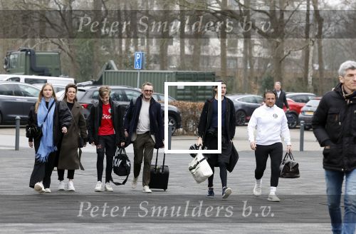 Heerenveen 19 maart 2023
De hollandse 100 in Thialf.  Georganiseerd door Prinse Bernhard met zijn stichting Lymph & Co.
Aanwezig oa Prins Bernhard Prinses Annette hun kinderen Isabelle Samuel en Benjamin, Prinses Margriet Mr Pieter v Vollenhoven , Prins Floris en Prinses Aimee.
Ook Marianne Timmer reed mee.