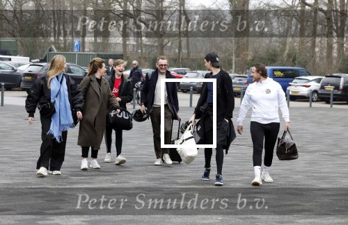 Heerenveen 19 maart 2023
De hollandse 100 in Thialf.  Georganiseerd door Prinse Bernhard met zijn stichting Lymph & Co.
Aanwezig oa Prins Bernhard Prinses Annette hun kinderen Isabelle Samuel en Benjamin, Prinses Margriet Mr Pieter v Vollenhoven , Prins Floris en Prinses Aimee.
Ook Marianne Timmer reed mee.