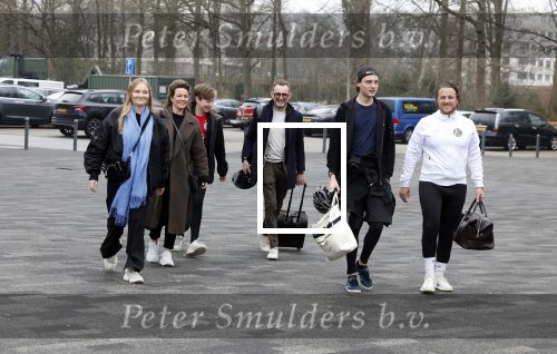 Heerenveen 19 maart 2023
De hollandse 100 in Thialf.  Georganiseerd door Prinse Bernhard met zijn stichting Lymph & Co.
Aanwezig oa Prins Bernhard Prinses Annette hun kinderen Isabelle Samuel en Benjamin, Prinses Margriet Mr Pieter v Vollenhoven , Prins Floris en Prinses Aimee.
Ook Marianne Timmer reed mee.