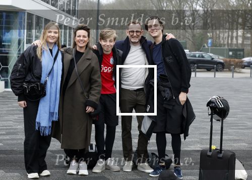 Heerenveen 19 maart 2023
De hollandse 100 in Thialf.  Georganiseerd door Prinse Bernhard met zijn stichting Lymph & Co.
Aanwezig oa Prins Bernhard Prinses Annette hun kinderen Isabelle Samuel en Benjamin, Prinses Margriet Mr Pieter v Vollenhoven , Prins Floris en Prinses Aimee.
Ook Marianne Timmer reed mee.