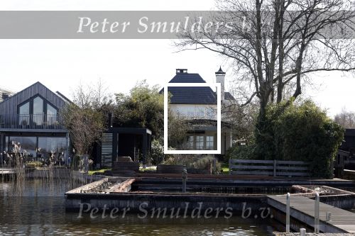 Breukeleveen 4 april 2023
Huis van Prins Maurits en Prinses Marilene aan de Loosdrechtse plassen.