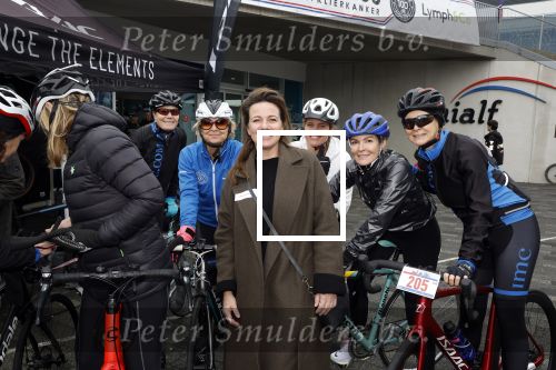 Heerenveen 19 maart 2023
De hollandse 100 in Thialf.  Georganiseerd door Prinse Bernhard met zijn stichting Lymph & Co.
Aanwezig oa Prins Bernhard Prinses Annette hun kinderen Isabelle Samuel en Benjamin, Prinses Margriet Mr Pieter v Vollenhoven , Prins Floris en Prinses Aimee.
Ook Marianne Timmer reed mee.