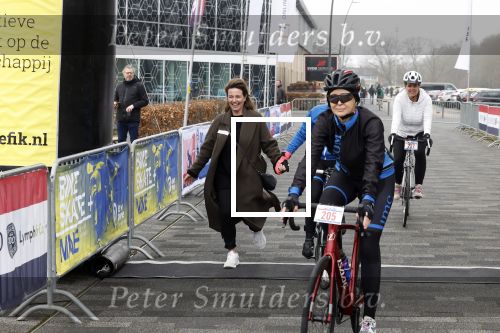 Heerenveen 19 maart 2023
De hollandse 100 in Thialf.  Georganiseerd door Prinse Bernhard met zijn stichting Lymph & Co.
Aanwezig oa Prins Bernhard Prinses Annette hun kinderen Isabelle Samuel en Benjamin, Prinses Margriet Mr Pieter v Vollenhoven , Prins Floris en Prinses Aimee.