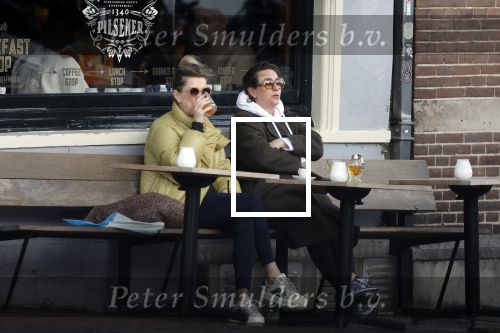 Amsterdam 24 maart 2023
Prinses Annette en een vriendin drinken kopje thee op een terras in centrum van Amsterdam.