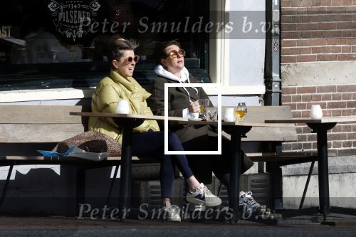 Amsterdam 24 maart 2023
Prinses Annette en een vriendin drinken kopje thee op een terras in centrum van Amsterdam.