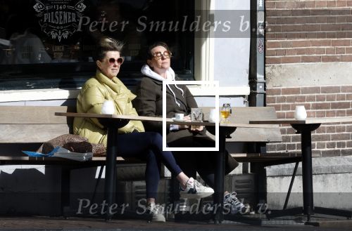 Amsterdam 24 maart 2023
Prinses Annette en een vriendin drinken kopje thee op een terras in centrum van Amsterdam.