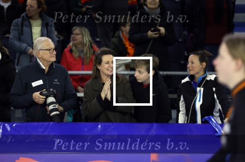 Heerenveen 19 maart 2023
De hollandse 100 in Thialf.  Georganiseerd door Prinse Bernhard met zijn stichting Lymph & Co.
Aanwezig oa Prins Bernhard Prinses Annette hun kinderen Isabelle Samuel en Benjamin, Prinses Margriet Mr Pieter v Vollenhoven , Prins Floris en Prinses Aimee.
Ook Marianne Timmer reed mee.