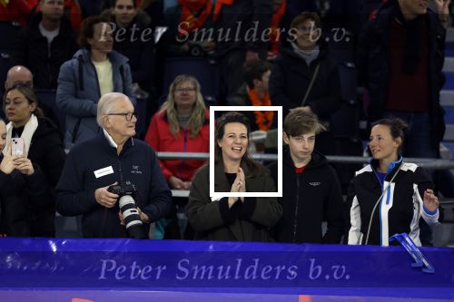 Heerenveen 19 maart 2023
De hollandse 100 in Thialf.  Georganiseerd door Prinse Bernhard met zijn stichting Lymph & Co.
Aanwezig oa Prins Bernhard Prinses Annette hun kinderen Isabelle Samuel en Benjamin, Prinses Margriet Mr Pieter v Vollenhoven , Prins Floris en Prinses Aimee.
Ook Marianne Timmer reed mee.