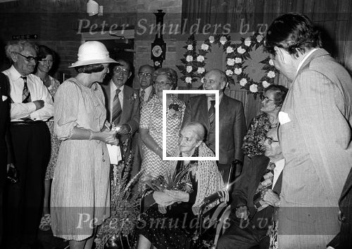 Middelbeers, Bladel, Steensel en Valkenswaard, 22 Augustus 1978
Bezoek Prinses Beatrix en Prins Claus aan de Kempen
Burgemeester v Zwieten Valkenswaard
Burgemeester Hen k Breeveld
100 jarige
Commissaris v d Koningin Jan v d Harten
Valkenier
Boeren dansengroep uit Bladel