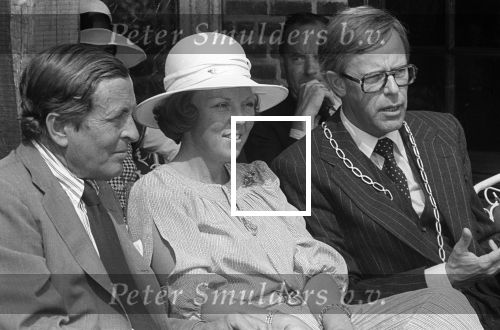 Middelbeers, Bladel, Steensel en Valkenswaard, 22 Augustus 1978
Bezoek Prinses Beatrix en Prins Claus aan de Kempen
Burgemeester v Zwieten Valkenswaard
Burgemeester Hen k Breeveld
100 jarige
Commissaris v d Koningin Jan v d Harten
Valkenier
Boeren dansengroep uit Bladel