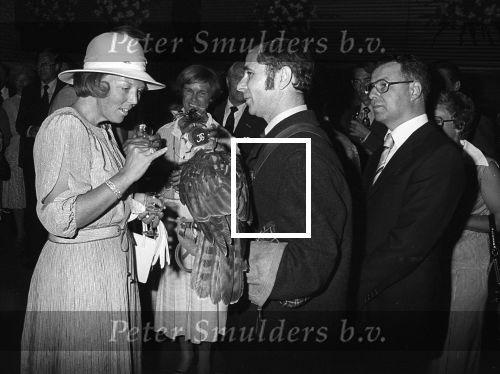 Middelbeers, Bladel, Steensel en Valkenswaard, 22 Augustus 1978
Bezoek Prinses Beatrix en Prins Claus aan de Kempen
Burgemeester v Zwieten Valkenswaard
Burgemeester Hen k Breeveld
100 jarige
Commissaris v d Koningin Jan v d Harten
Valkenier
Boeren dansengroep uit Bladel