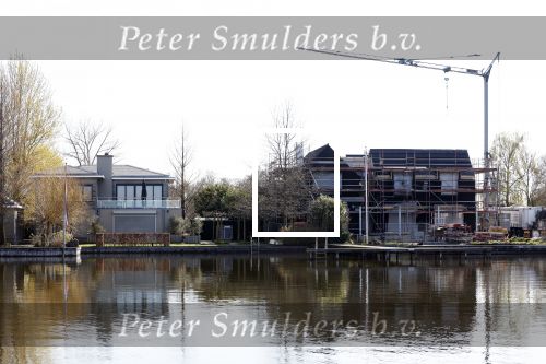 Breukeleveen 4 april 2023
Prinses Mabel bouwt een nieuw huis en heeft nog een huis daarnaast aan de Loosdrechtse plassen.