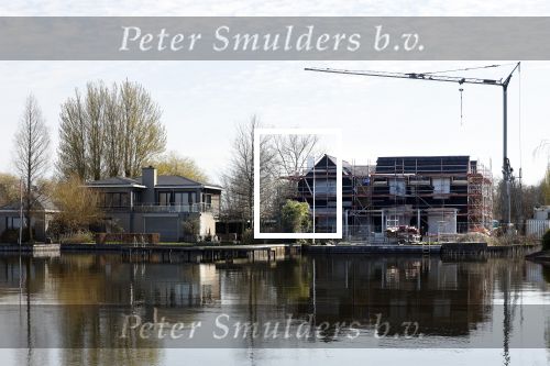 Breukeleveen 4 april 2023
Prinses Mabel bouwt een nieuw huis en heeft nog een huis daarnaast aan de Loosdrechtse plassen.