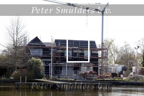Breukeleveen 4 april 2023
Prinses Mabel bouwt een nieuw huis en heeft nog een huis daarnaast aan de Loosdrechtse plassen.