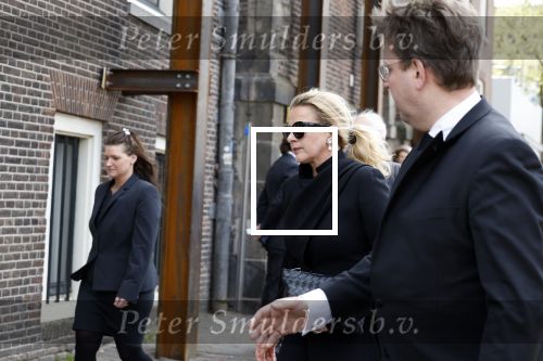 Amsterdam 15 april 2023
Herdenkingstdienst vooraf aan de begrafenis van Huub Oosterhuis in de Westertoren . Daarna gingen ze met de boot naar begraafplaats Zorgvlied. Prinses Mabel kwam met vriendin Willemijn Verloop