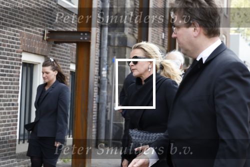 Amsterdam 15 april 2023
Herdenkingstdienst vooraf aan de begrafenis van Huub Oosterhuis in de Westertoren . Daarna gingen ze met de boot naar begraafplaats Zorgvlied. Prinses Mabel kwam met vriendin Willemijn Verloop