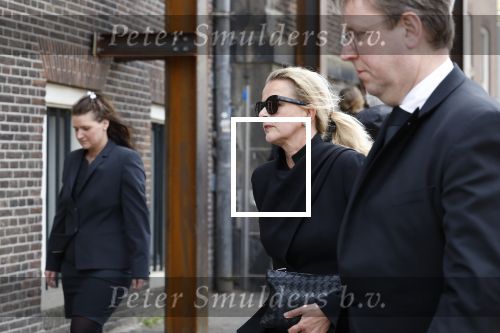 Amsterdam 15 april 2023
Herdenkingstdienst vooraf aan de begrafenis van Huub Oosterhuis in de Westertoren . Daarna gingen ze met de boot naar begraafplaats Zorgvlied. Prinses Mabel kwam met vriendin Willemijn Verloop