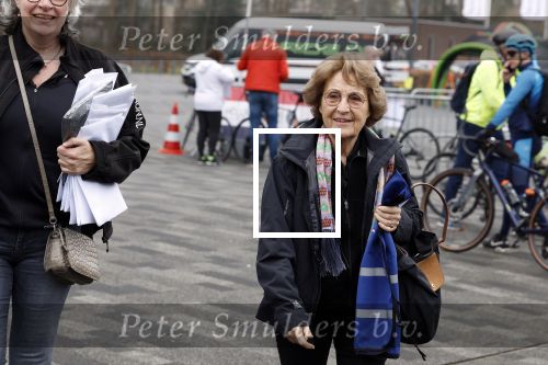 Heerenveen 19 maart 2023
De hollandse 100 in Thialf.  Georganiseerd door Prinse Bernhard met zijn stichting Lymph & Co.
Aanwezig oa Prins Bernhard Prinses Annette hun kinderen Isabelle Samuel en Benjamin, Prinses Margriet Mr Pieter v Vollenhoven , Prins Floris en Prinses Aimee.
Ook Marianne Timmer reed mee.