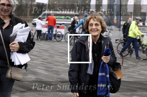 Heerenveen 19 maart 2023
De hollandse 100 in Thialf.  Georganiseerd door Prinse Bernhard met zijn stichting Lymph & Co.
Aanwezig oa Prins Bernhard Prinses Annette hun kinderen Isabelle Samuel en Benjamin, Prinses Margriet Mr Pieter v Vollenhoven , Prins Floris en Prinses Aimee.
Ook Marianne Timmer reed mee.