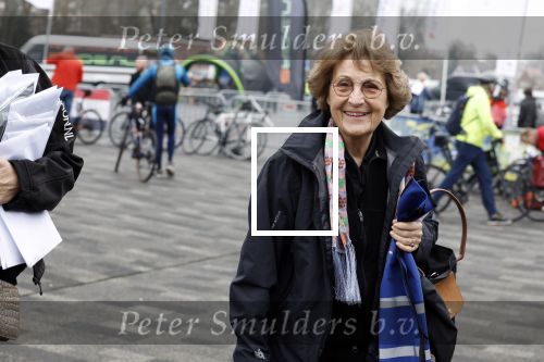 Heerenveen 19 maart 2023
De hollandse 100 in Thialf.  Georganiseerd door Prinse Bernhard met zijn stichting Lymph & Co.
Aanwezig oa Prins Bernhard Prinses Annette hun kinderen Isabelle Samuel en Benjamin, Prinses Margriet Mr Pieter v Vollenhoven , Prins Floris en Prinses Aimee.
Ook Marianne Timmer reed mee.